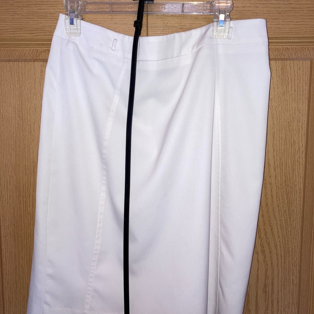Skirt - Picture 2 of 6